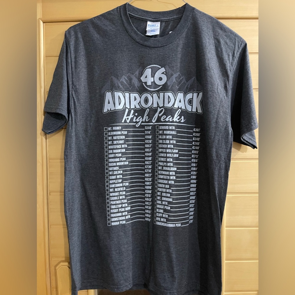 Men’s medium adirondacks high peak T